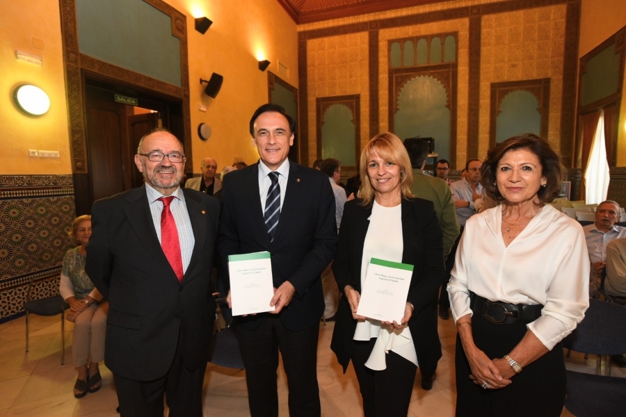 La Universidad de Córdoba presenta el Libro Blanco de la Sanidad Vegetal sobre la lucha contra las plagas